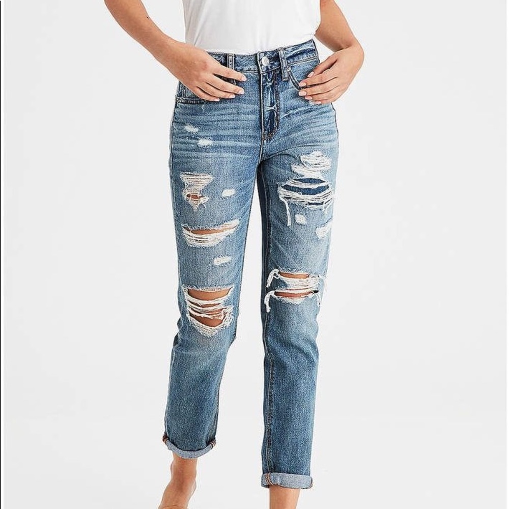 American Eagle boyfriend jeans